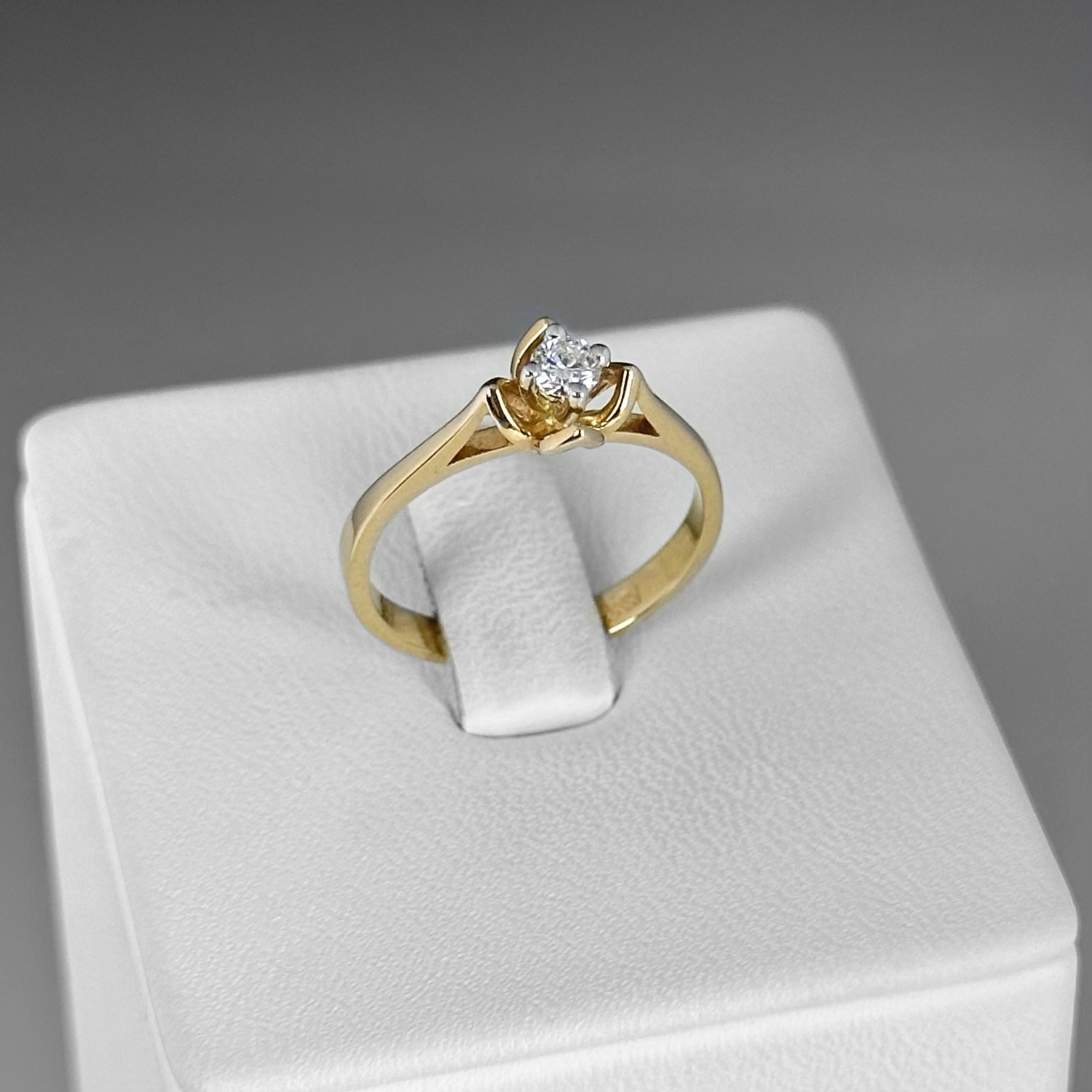 Кольцо Т131011667