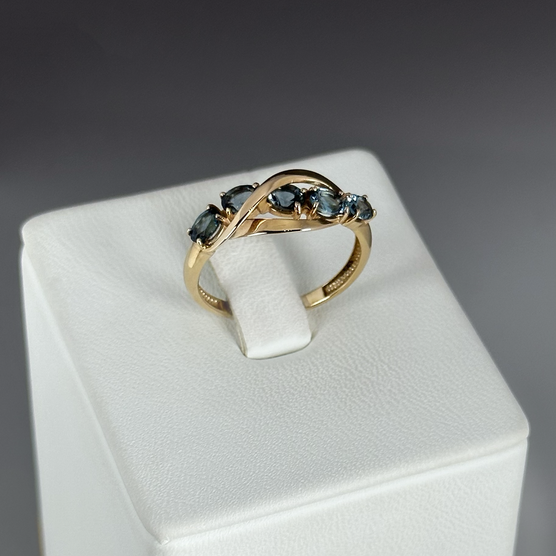 Кольцо К10410969