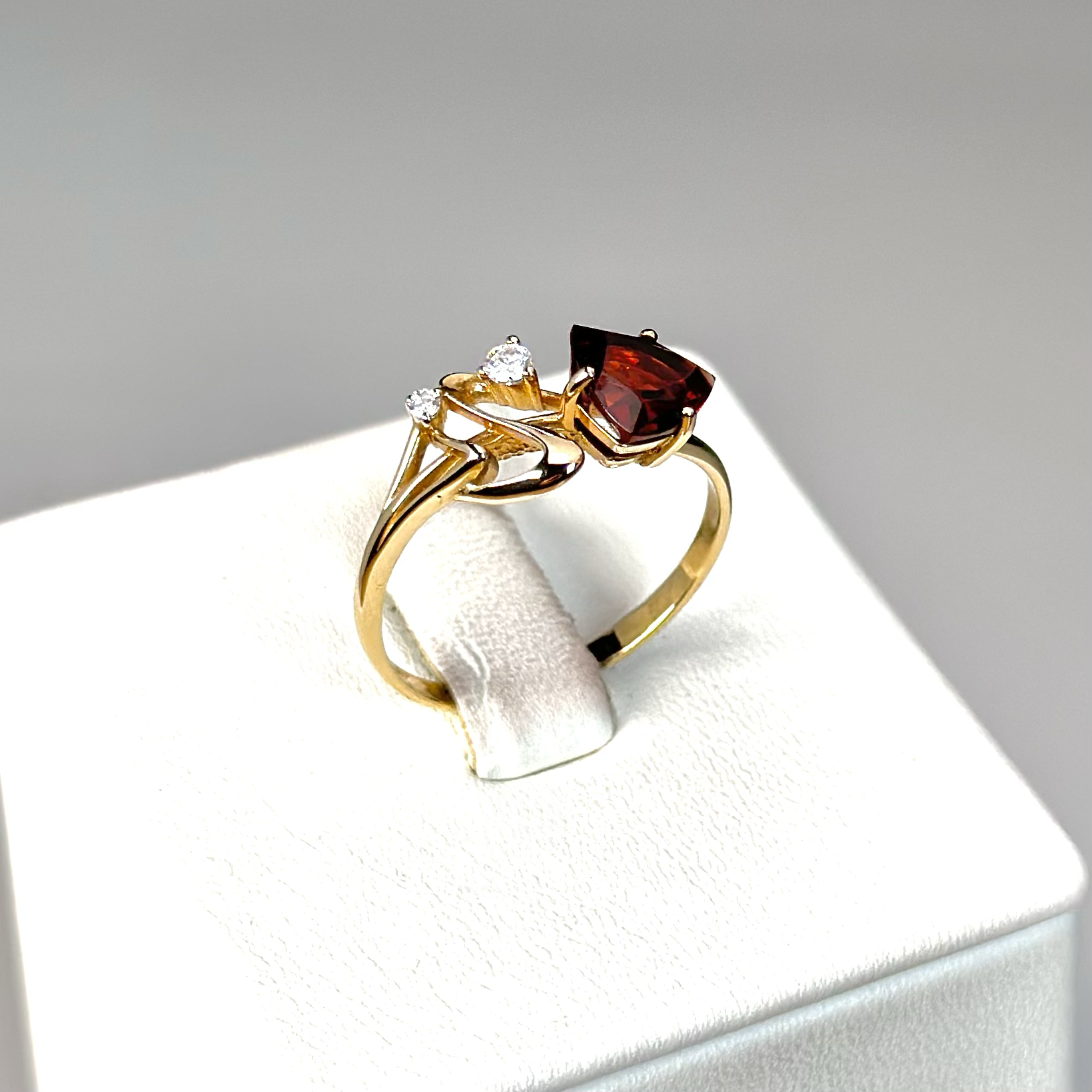 Кольцо Т103012131