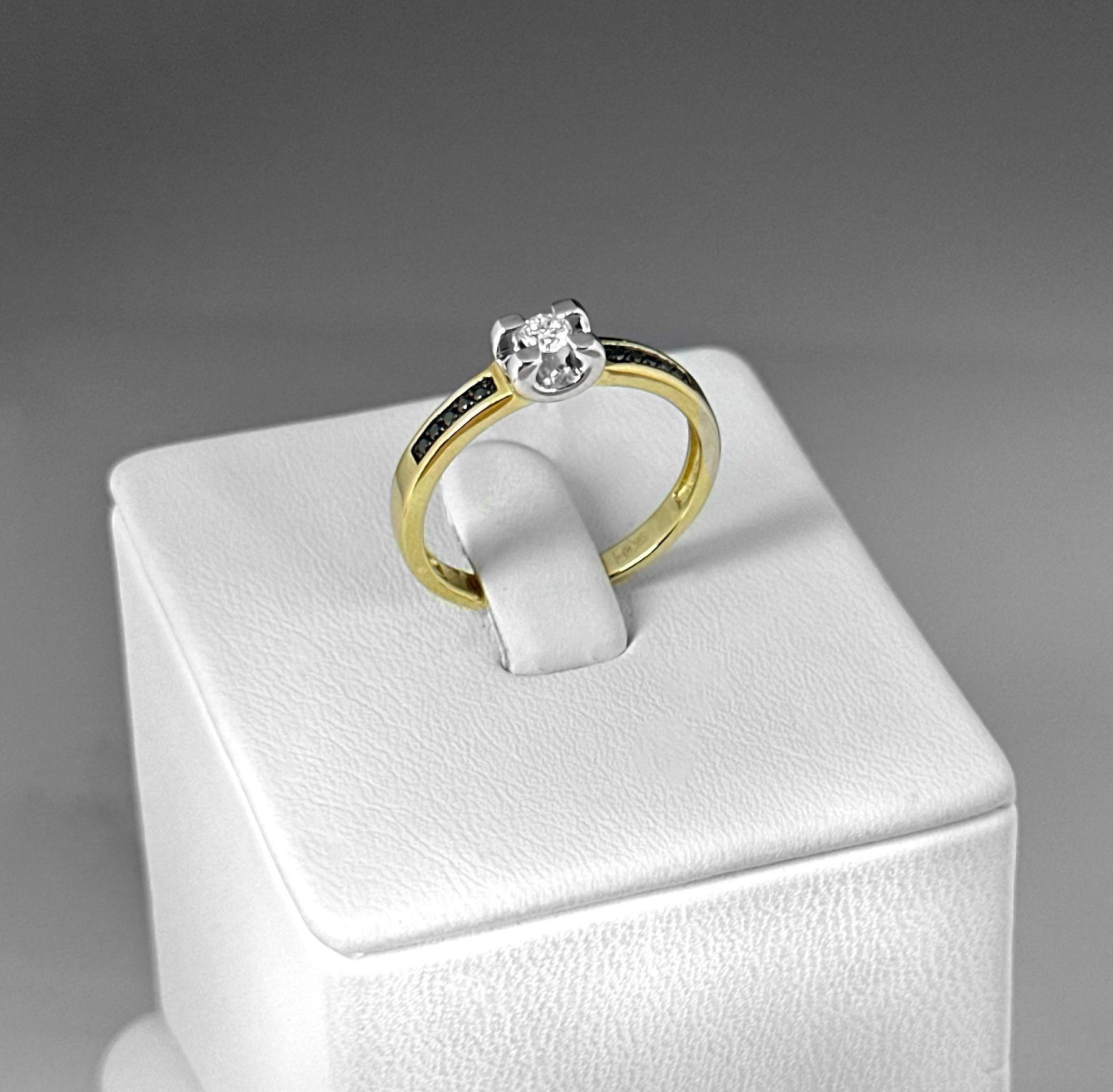 Кольцо 1-669-310