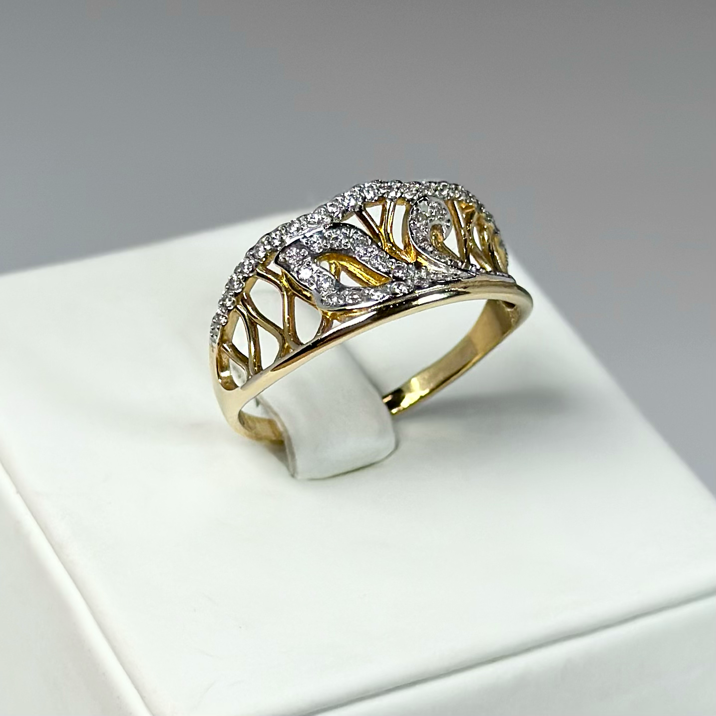 Кольцо Т142015364