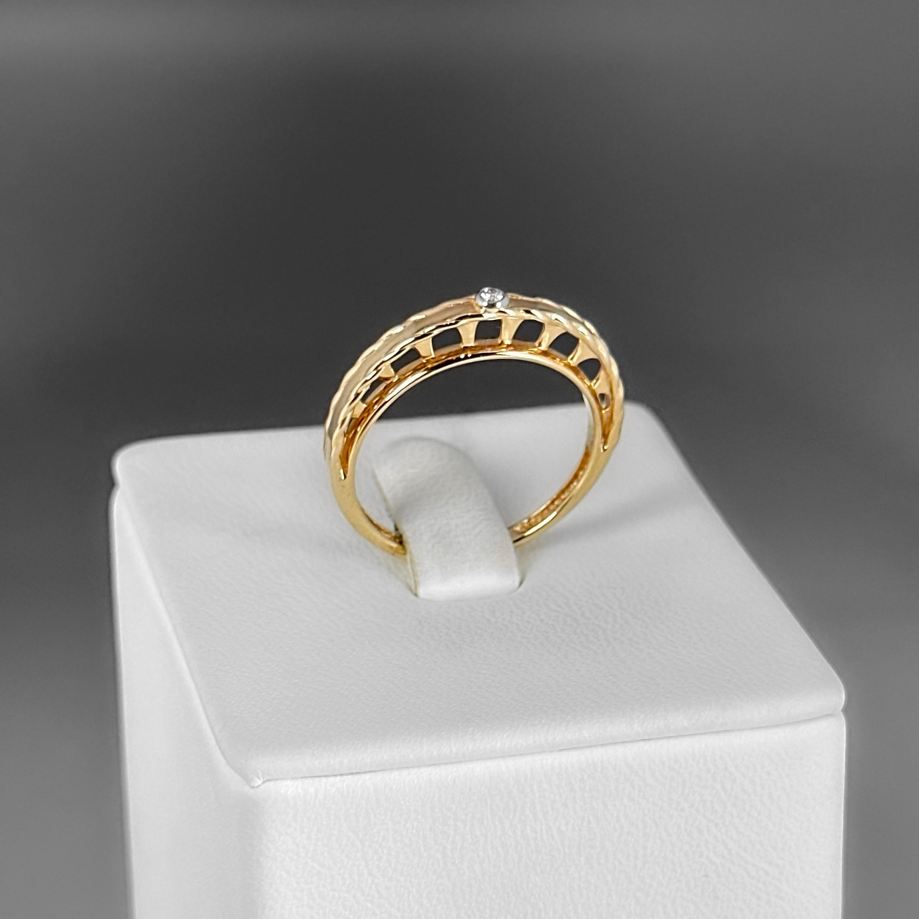 Кольцо 01К617414