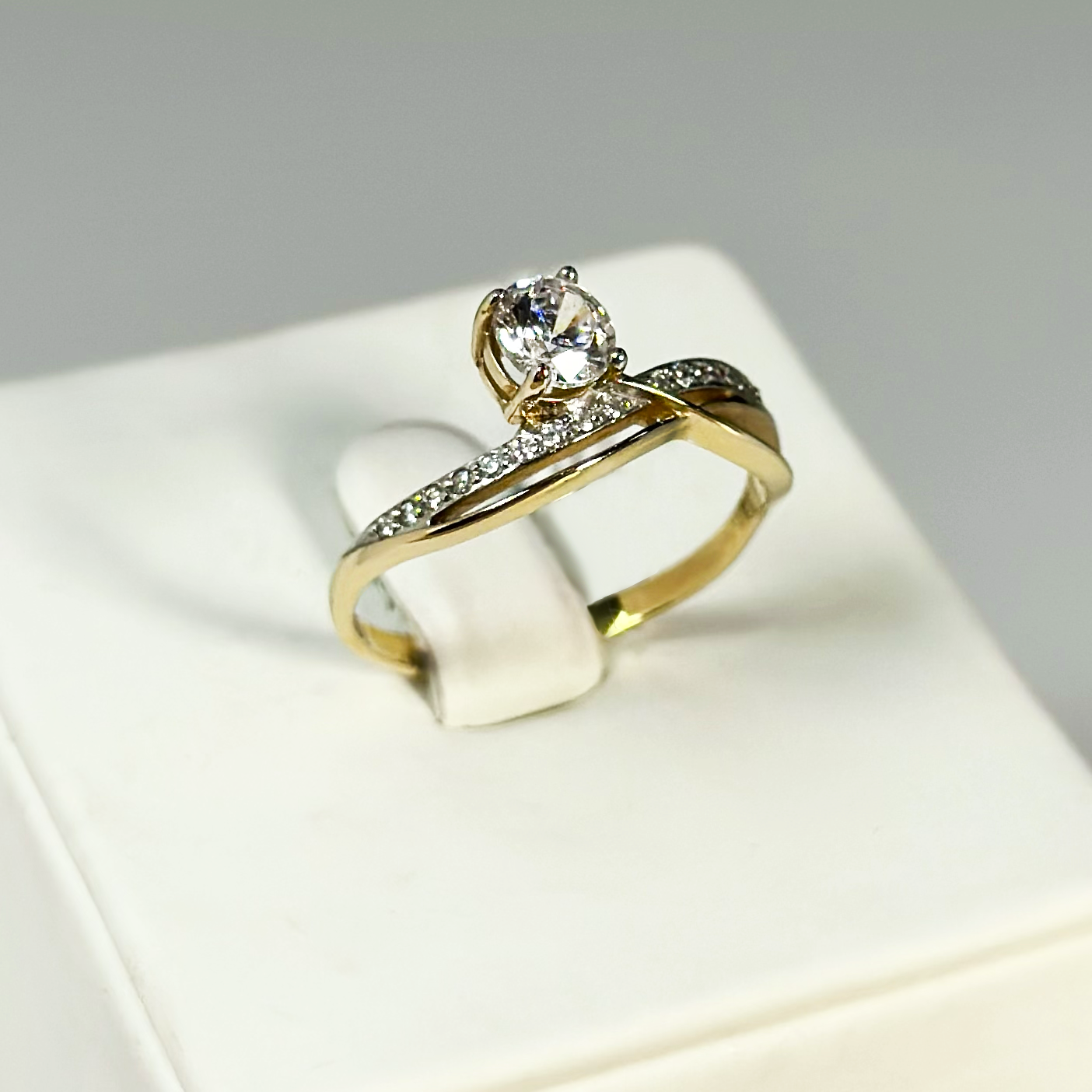 Кольцо Т142014651