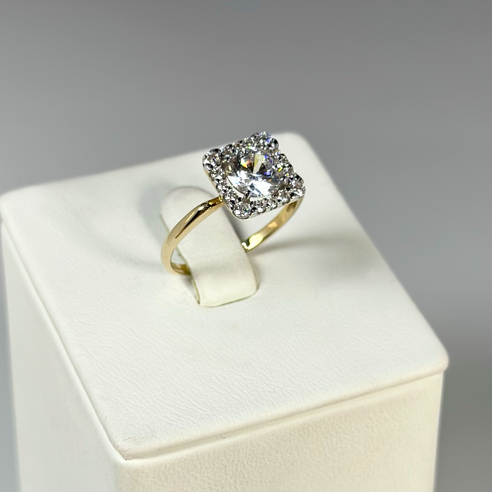 Кольцо 81010208