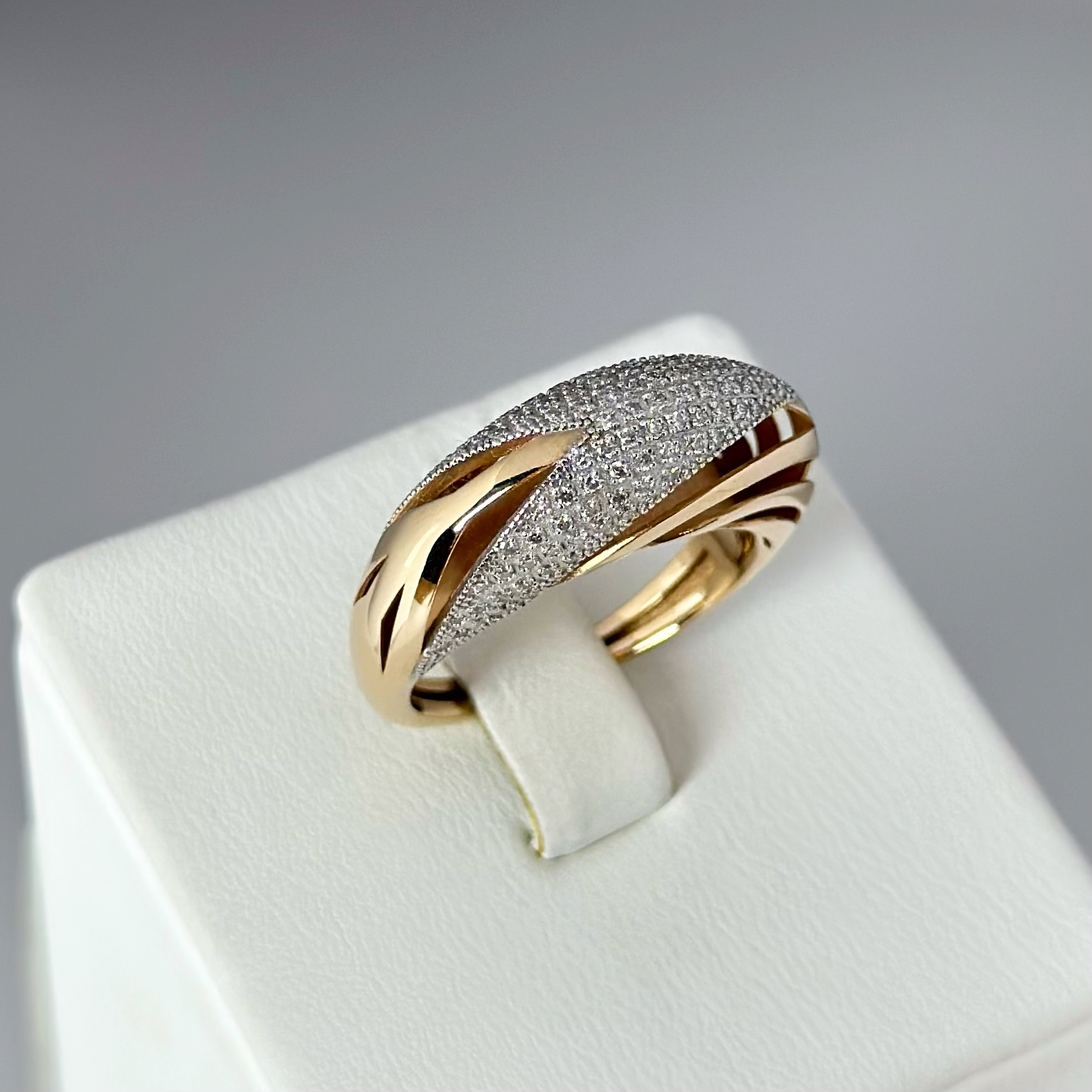 Кольцо 0101779