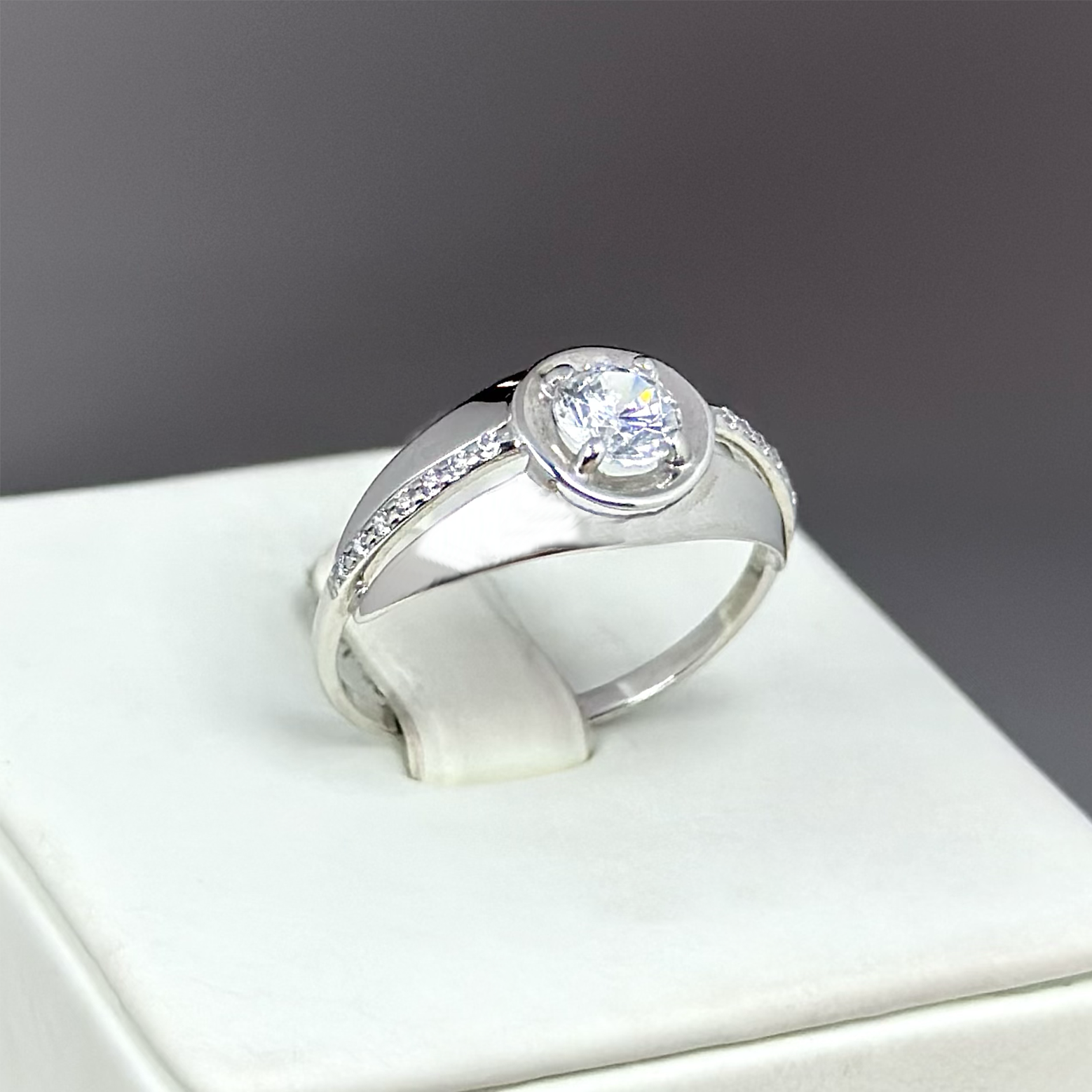 Кольцо Т307017296