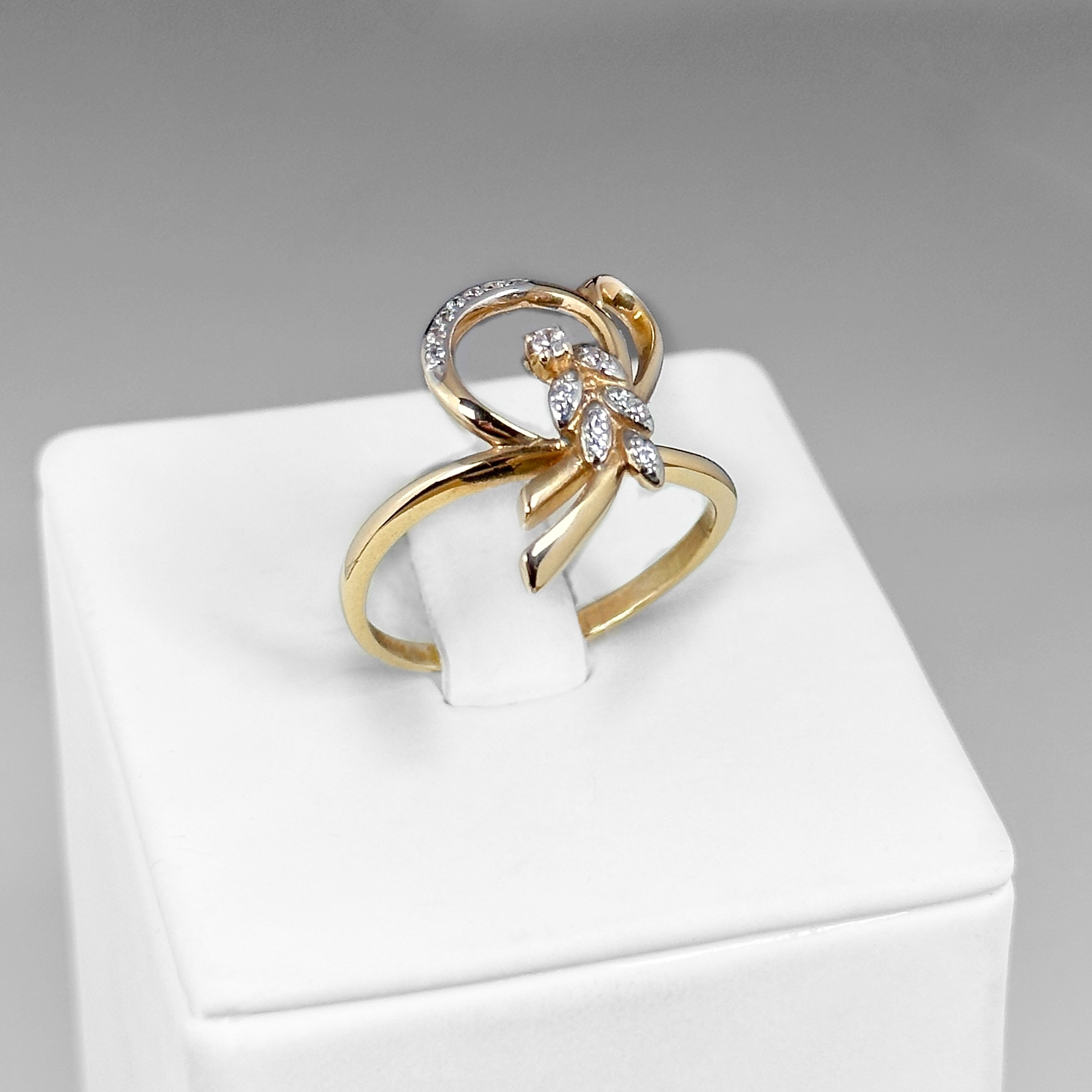 Кольцо Т142013072