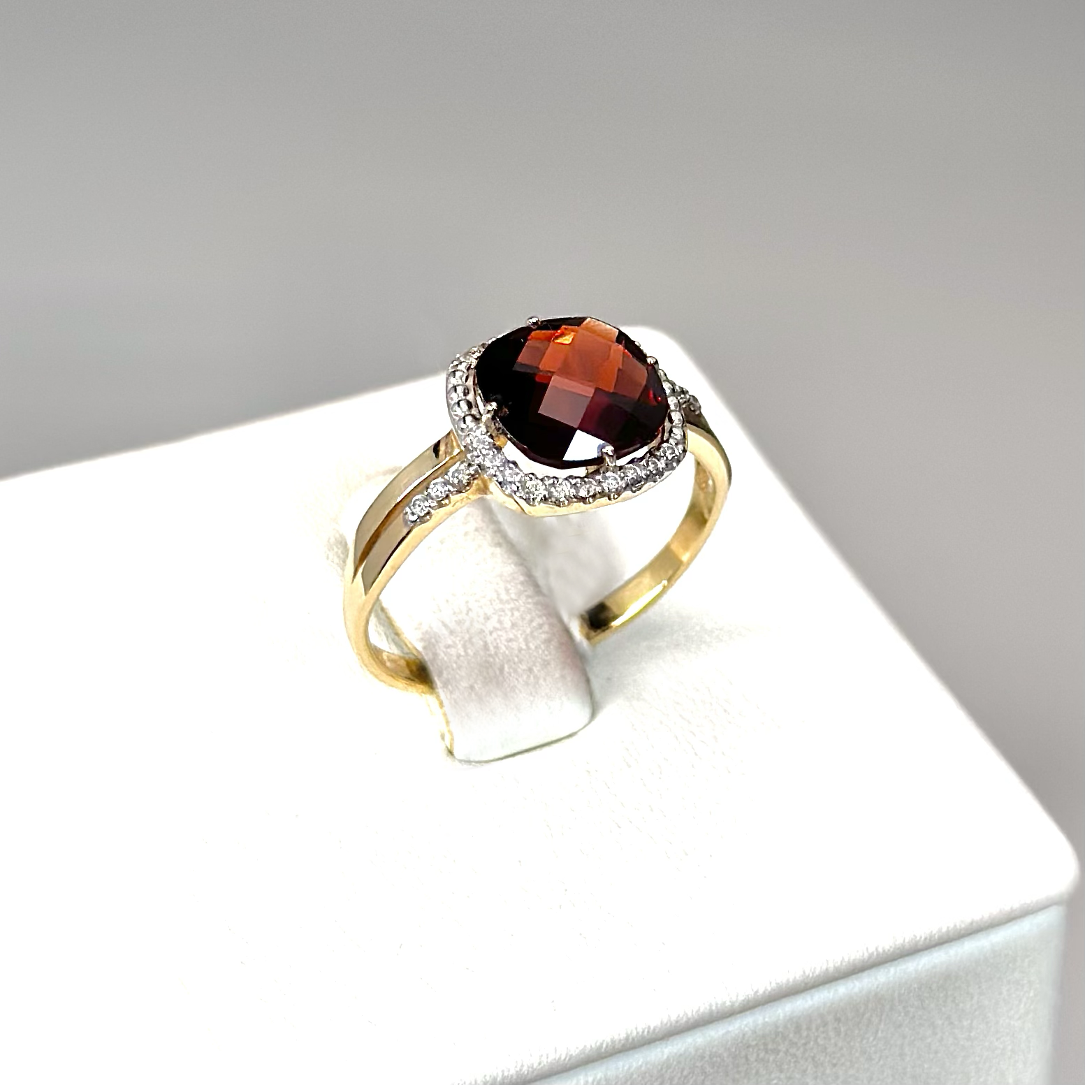 Кольцо К1341760