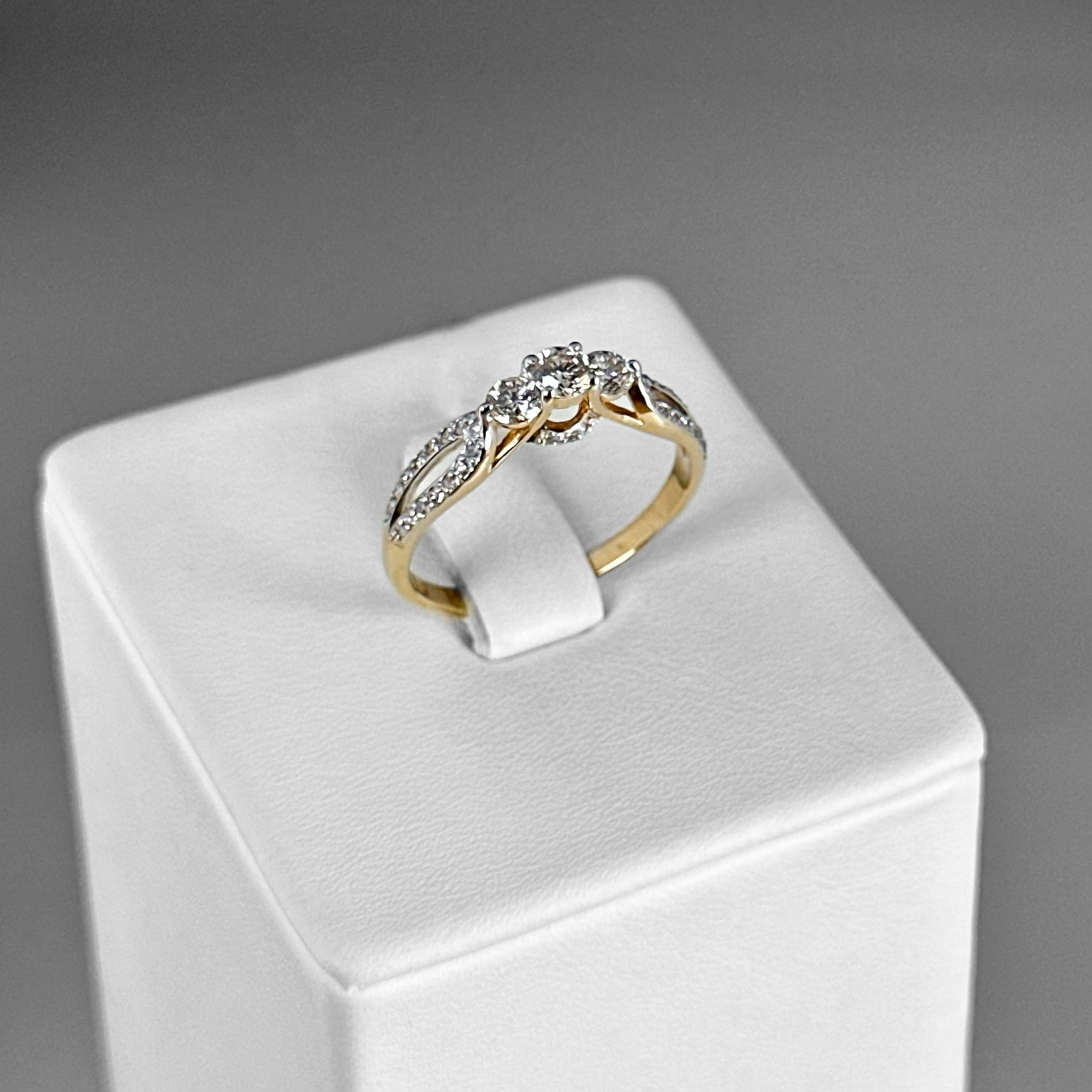 Кольцо Т141014673